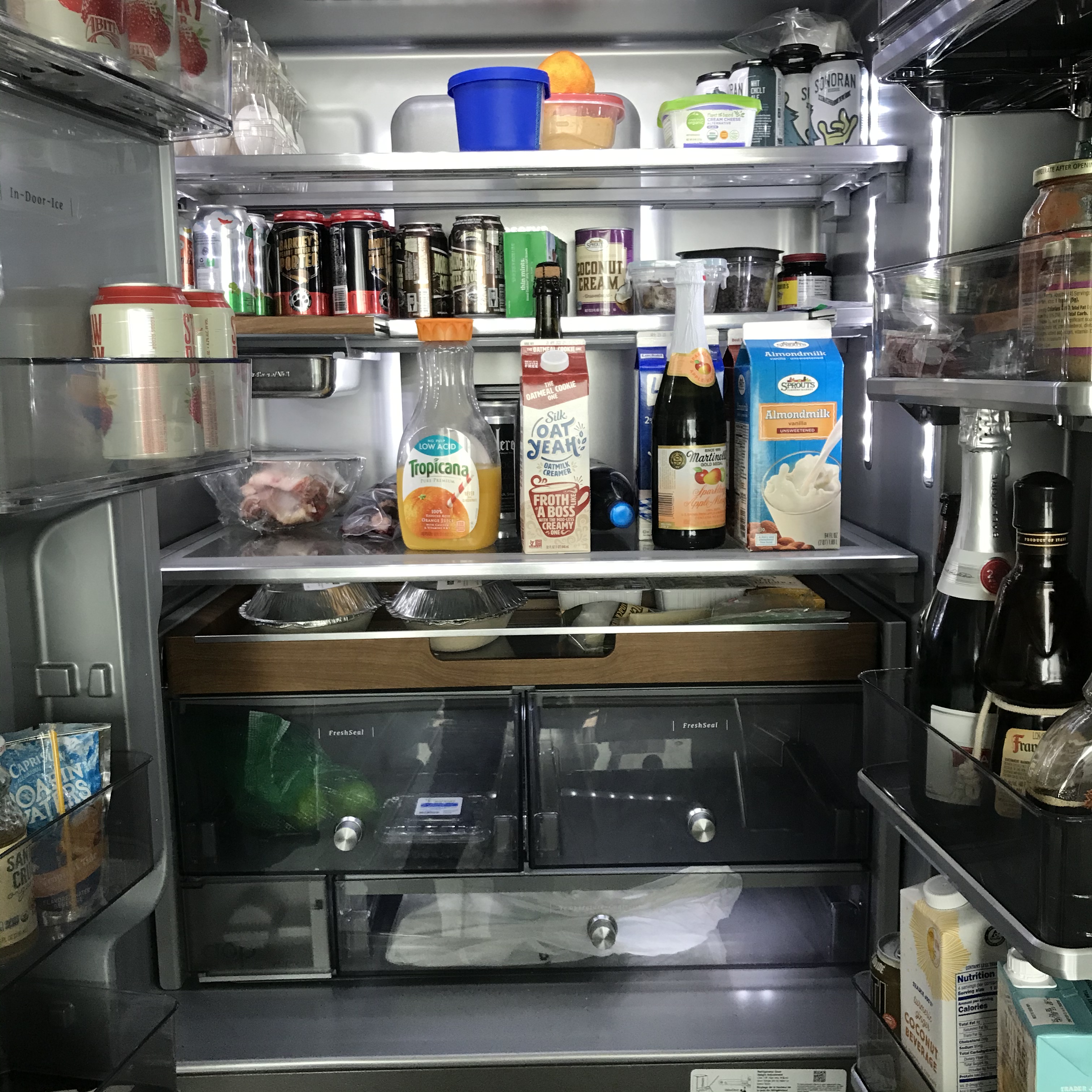 E618059E-E611-433A-9588-CB0A397E0D3D